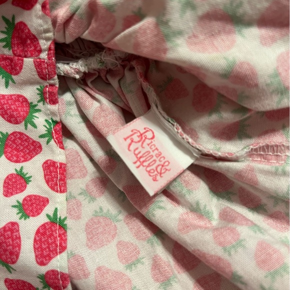 2T RicRac &Ruffles Strawberry Tank Top - Picture 2 of 3